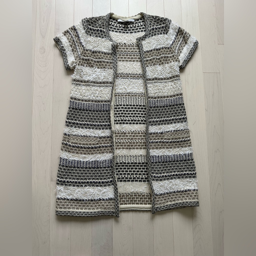 Diane Von Furstenberg Black and Cream Knit Top